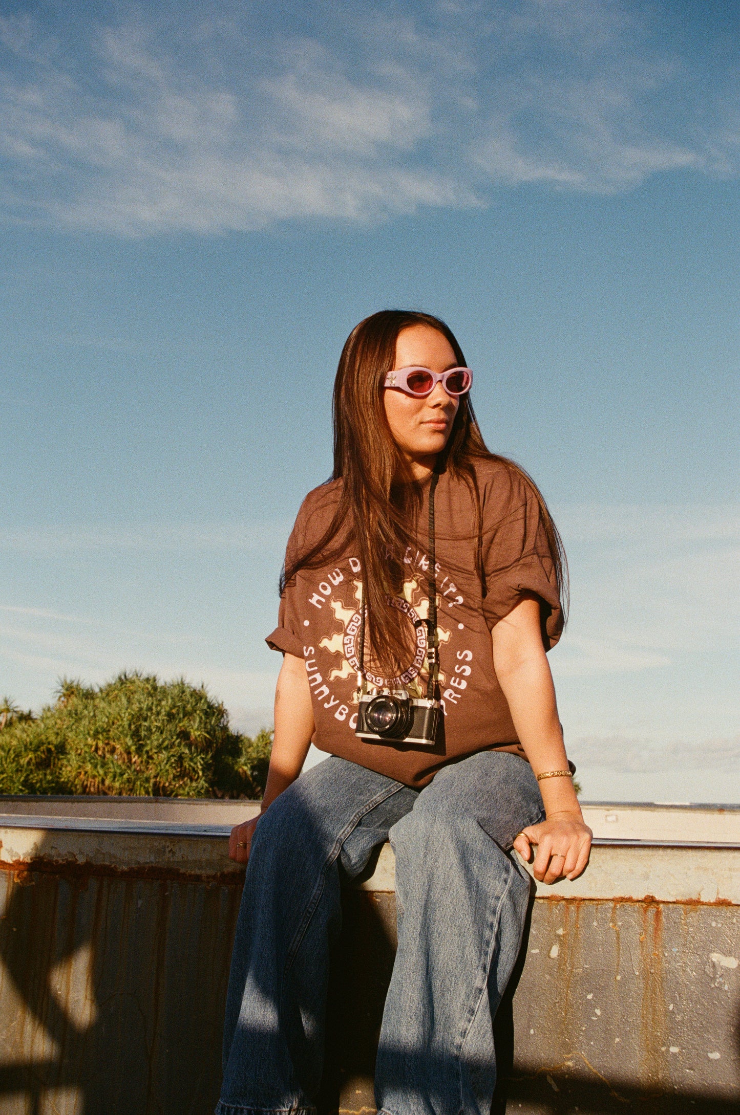 'HOW DO YA LIKE IT?' TEE (FRONT PRINT)