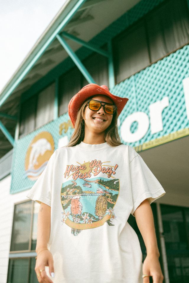 'HAVE THE BEST DAY' TEE (FRONT PRINT)