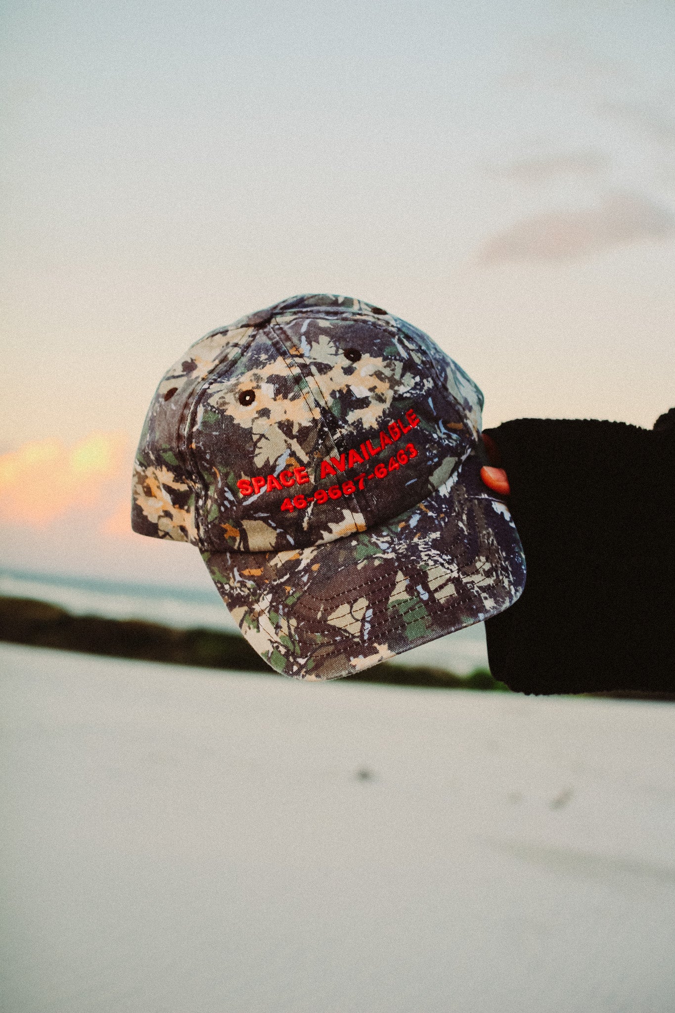 'SPACE AVAILABLE (in-your-mind)' // SUNNYBOY x SPLICE COLLAB